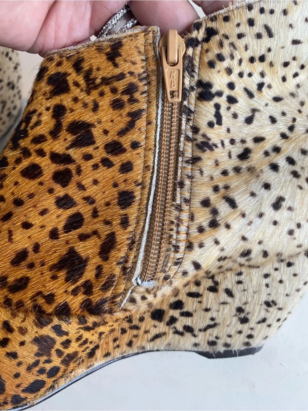 Matisse Nugent leopard print ombré, calf hair , wedge ankle booties. Size 9